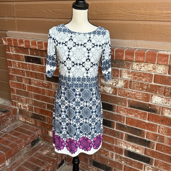 Eliza J Medallion Print Shift Dress Women's Size 2 - Picture 1 of 9